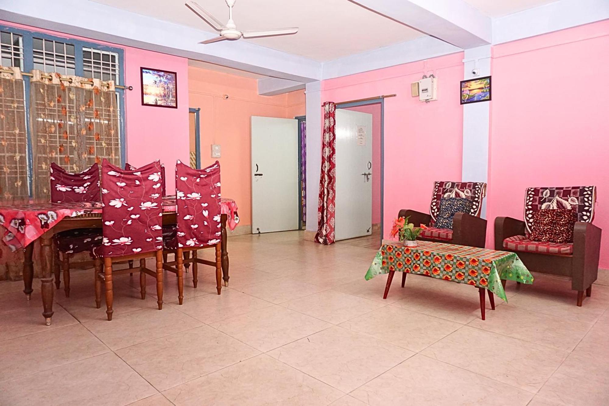 Taj Residency Holiday Homestay -Entire 1Bhk & 2Bhk Private Apartments -Call 767Ooo54Oo Jorhāt Zewnętrze zdjęcie