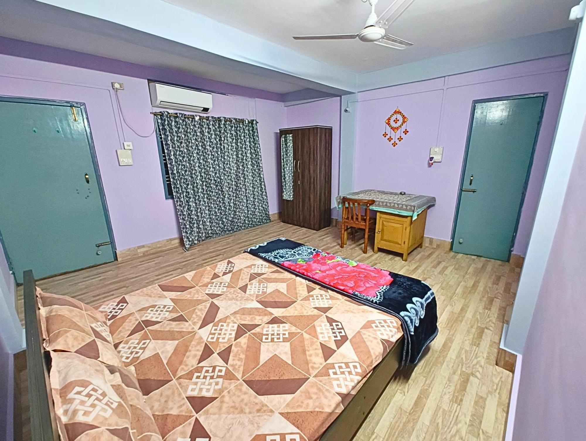 Taj Residency Holiday Homestay -Entire 1Bhk & 2Bhk Private Apartments -Call 767Ooo54Oo Jorhāt Zewnętrze zdjęcie