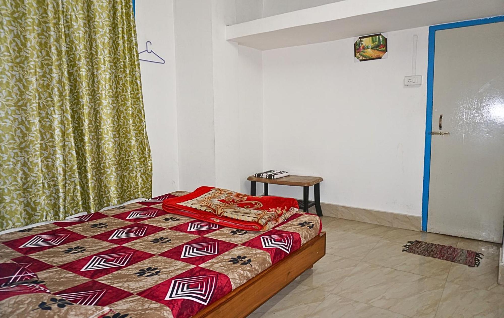Taj Residency Holiday Homestay -Entire 1Bhk & 2Bhk Private Apartments -Call 767Ooo54Oo Jorhāt Zewnętrze zdjęcie