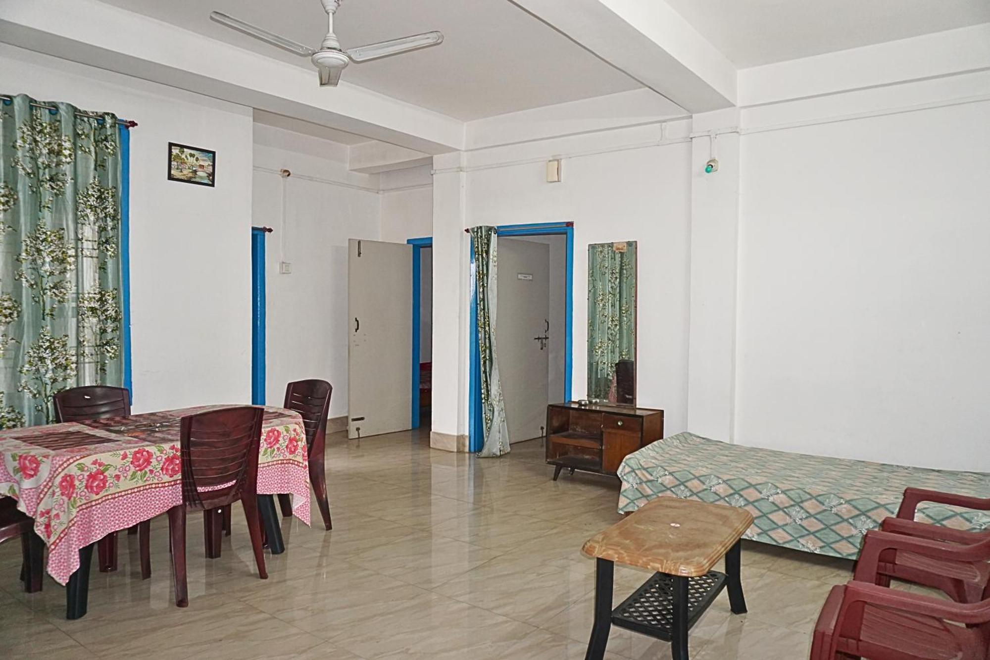 Taj Residency Holiday Homestay -Entire 1Bhk & 2Bhk Private Apartments -Call 767Ooo54Oo Jorhāt Zewnętrze zdjęcie